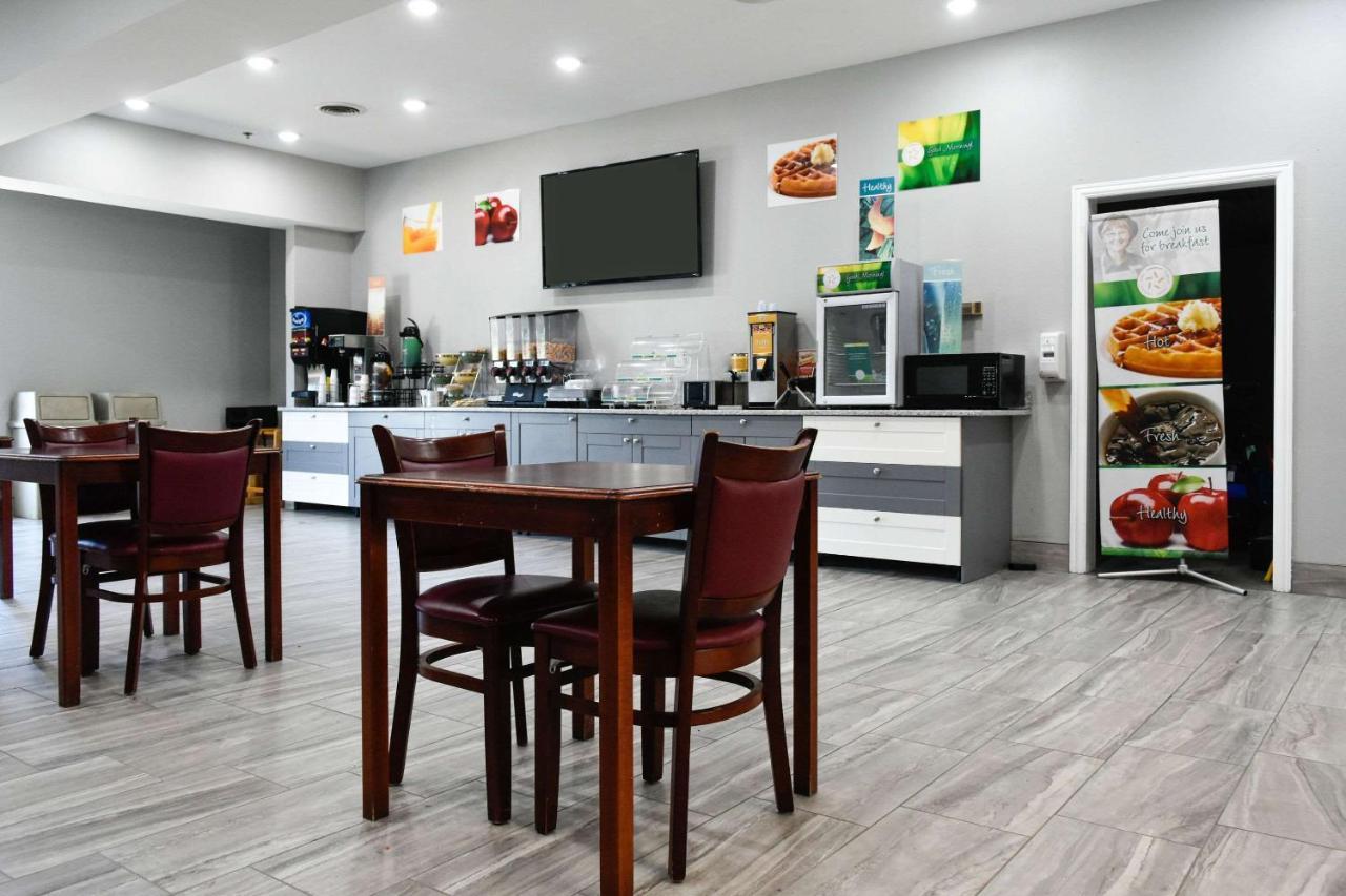 Quality Inn & Suites Brooks Louisville South Екстериор снимка