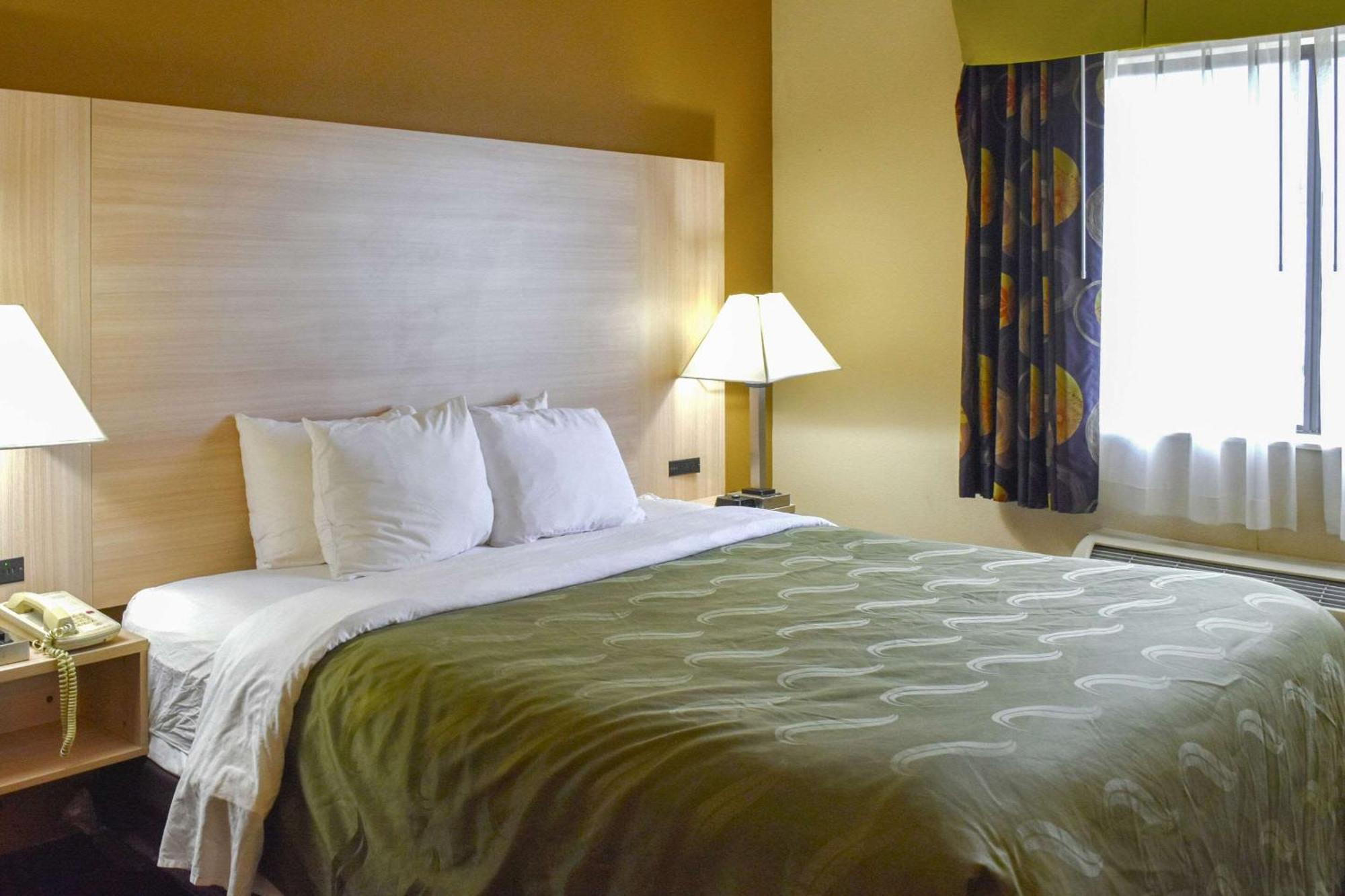 Quality Inn & Suites Brooks Louisville South Екстериор снимка