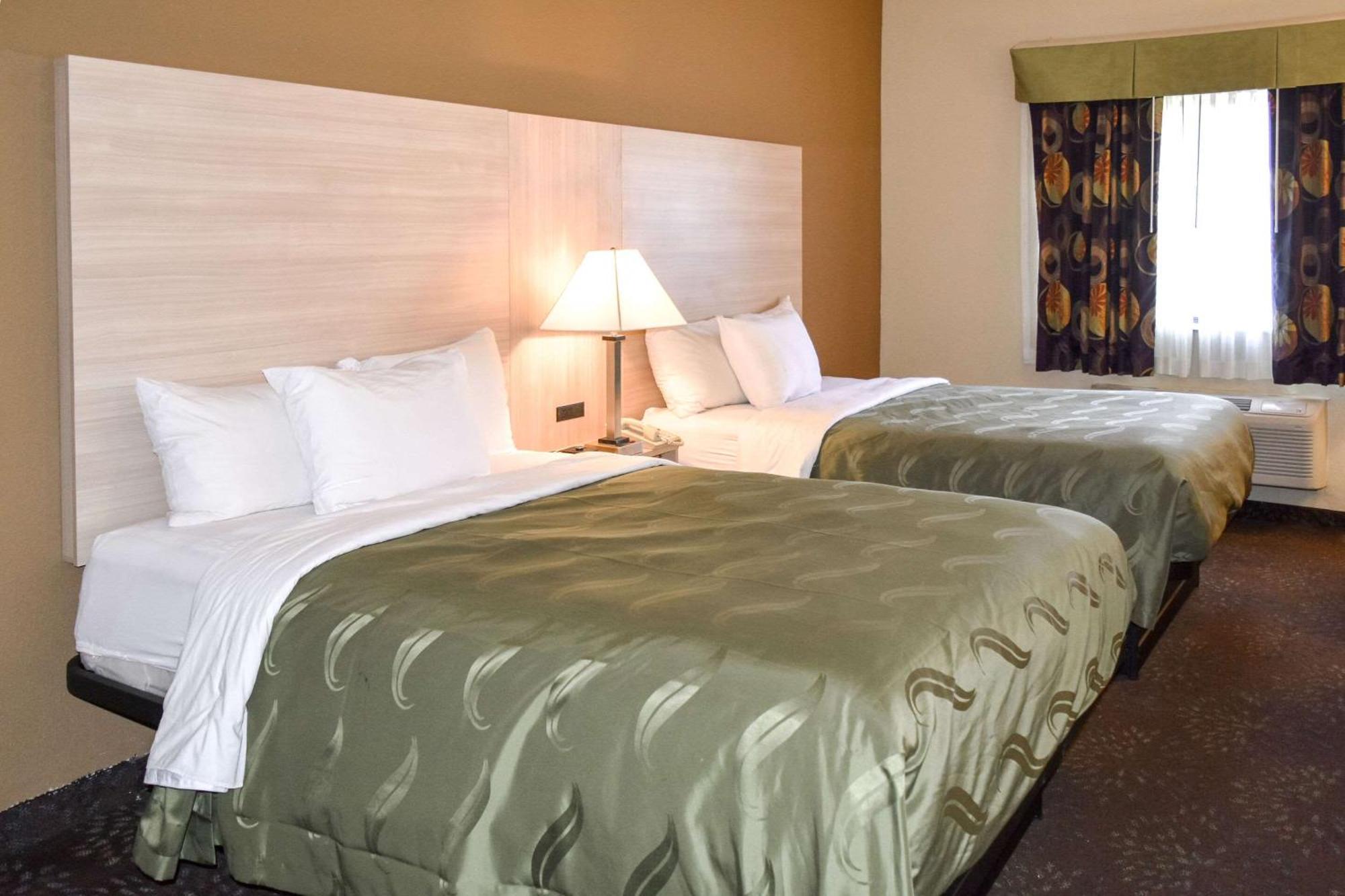 Quality Inn & Suites Brooks Louisville South Екстериор снимка